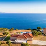 Blue Horizon With Private Pool & Sea View Villa Plateies
