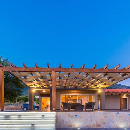 Blue Horizon With Private Pool & Sea View Villa Plateies