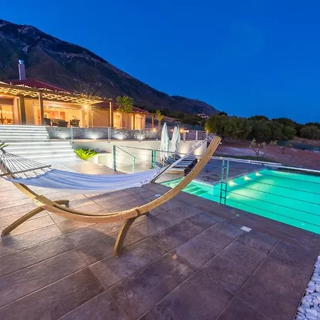 Blue Horizon With Private Pool & Sea View 别墅