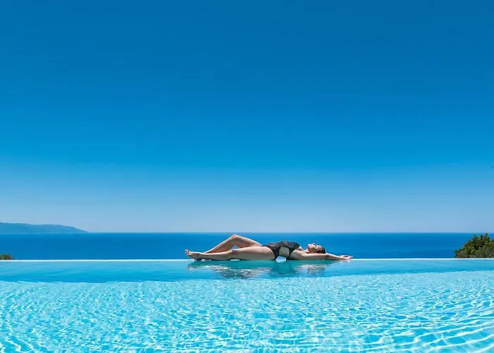 Villa Blue Horizon With Private Pool & Sea View *