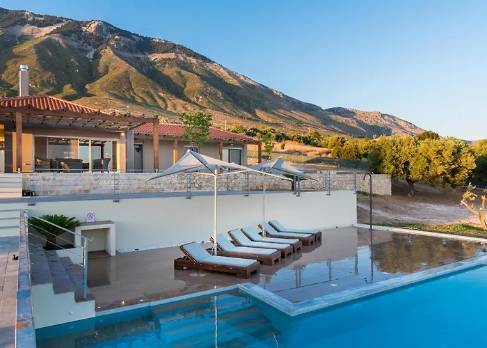 Blue Horizon With Private Pool & Sea View Villa Plateies