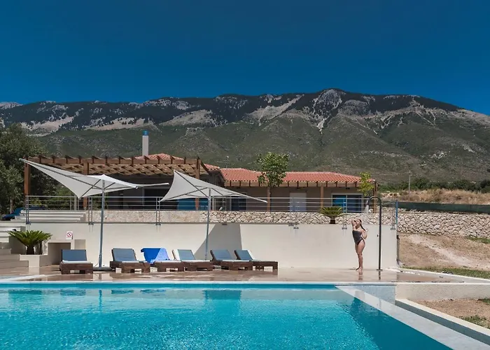 Villa Blue Horizon With Private Pool & Sea View Plateies