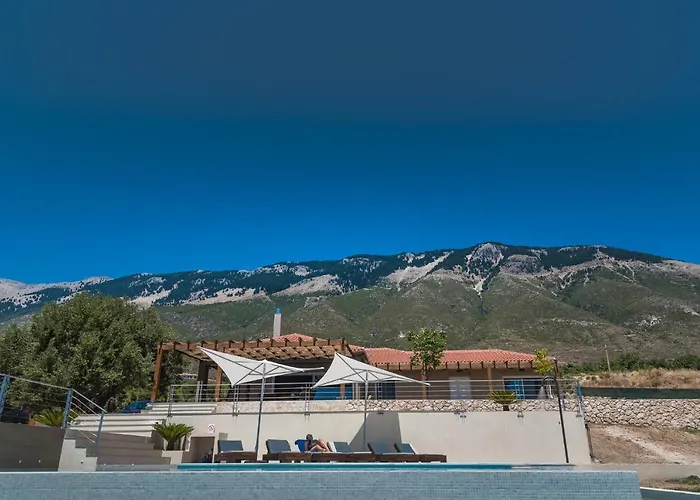 Villa Blue Horizon With Private Pool & Sea View Plateies