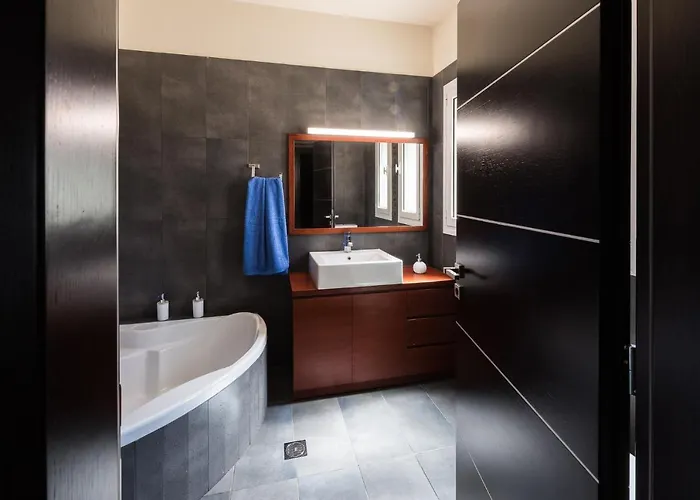 Blue Horizon With Private Pool & Sea View * Plateies