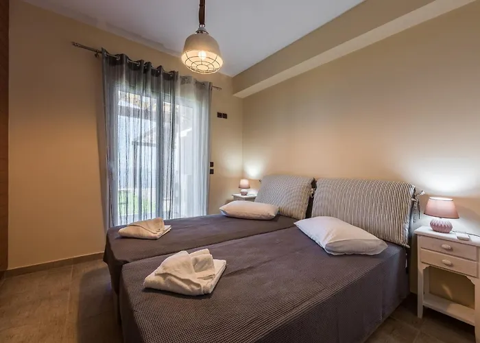 Blue Horizon With Private Pool & Sea View Plateies