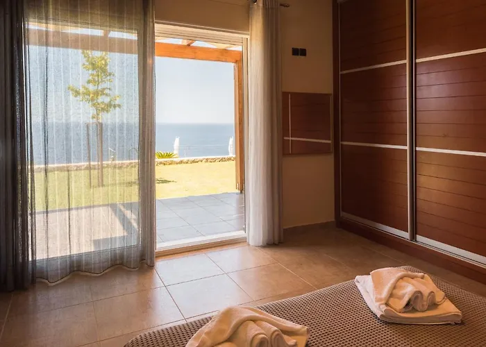 Blue Horizon With Private Pool & Sea View