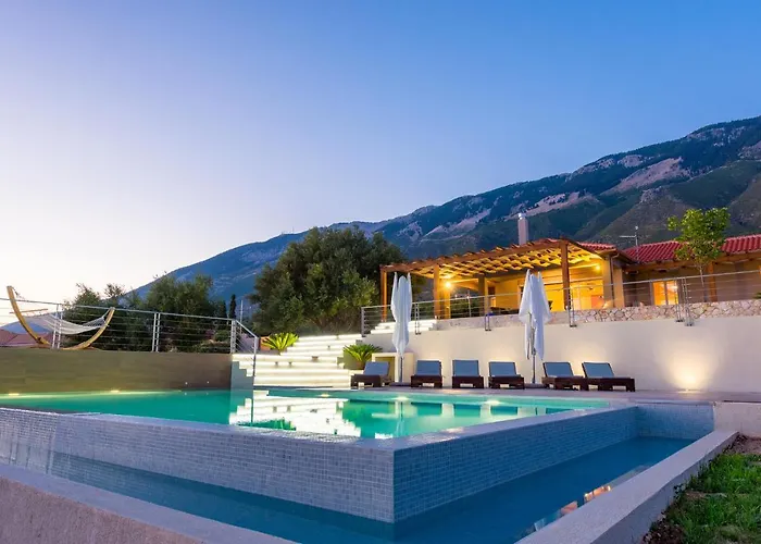 Blue Horizon With Private Pool & Sea View Villa Plateies